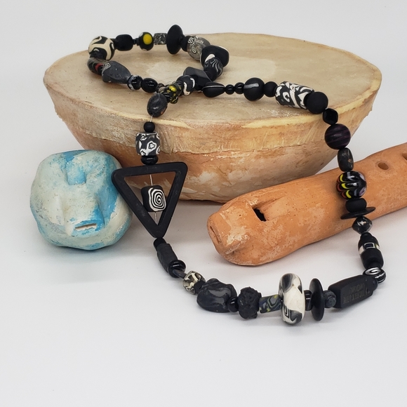 Fun yet Dark Original handmade beaded Necklace - Picture 11 of 12